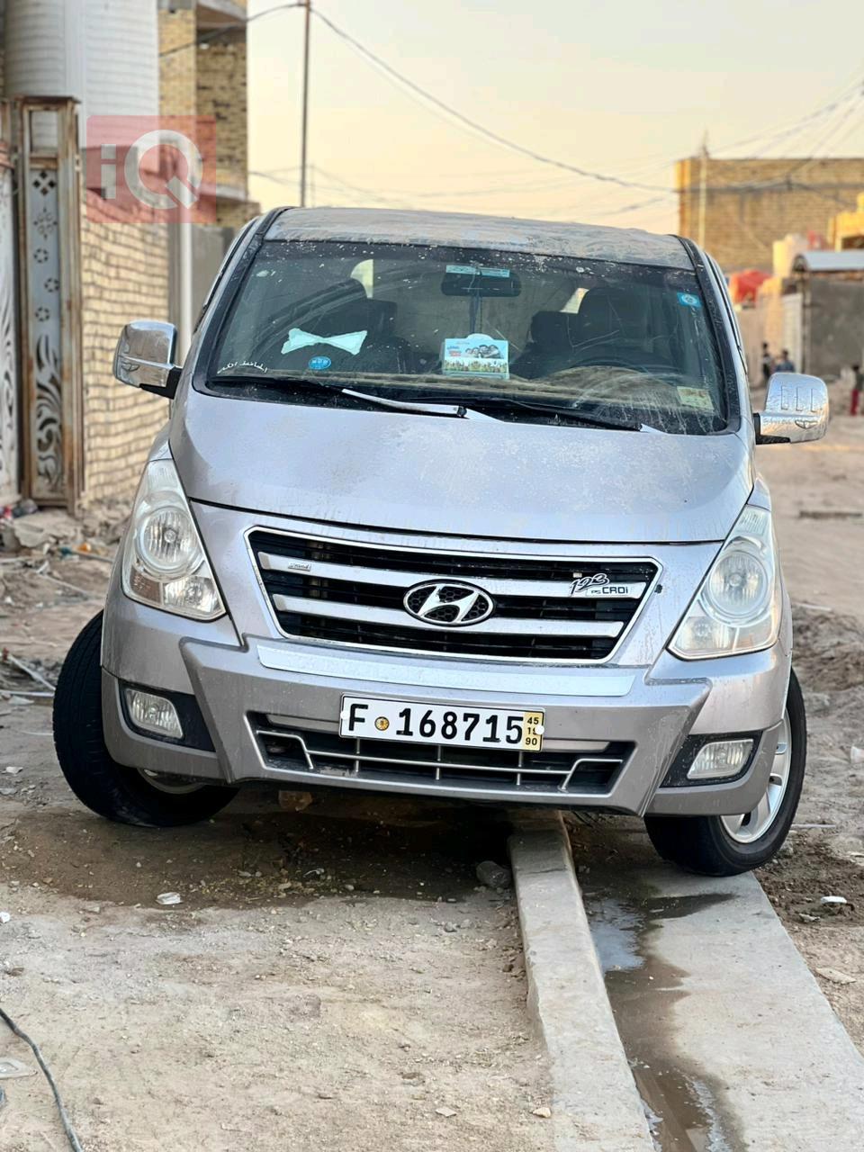 Hyundai Starex